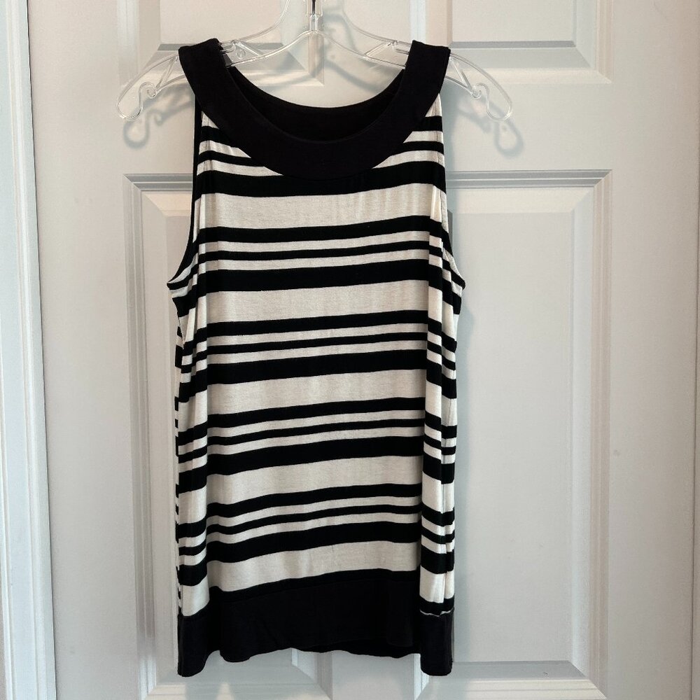 AB STUDIO Black/White Striped Top, Size M, Stretchy, Sleeveless, EUC